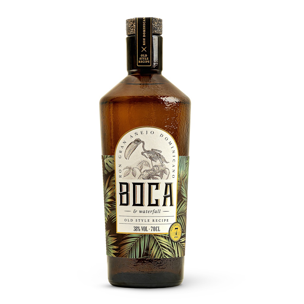 Botella Ron BOCA &amp; WATERFALL Gran Añejo 70 cl "New Edition" (Premio de Diseño Pentawards 2024)