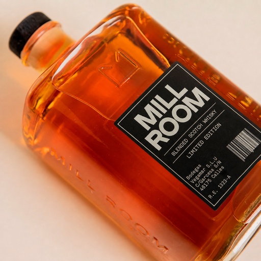 [3WMRLEE] Scotch Whisky  MILL ROOM Etiqueta Negra Limited Edition 70 cl Estuchado